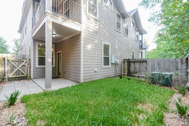 Photo - 22 Cheswood Manor Drive