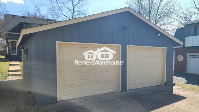 Photo - 421 Locust St