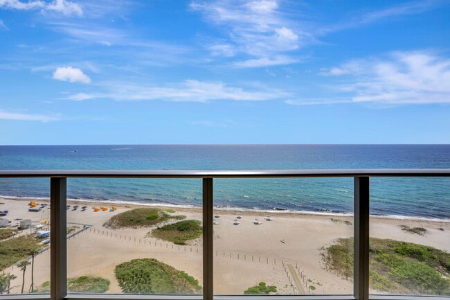 Building Photo - 1116 N Ocean Blvd Unit 1102