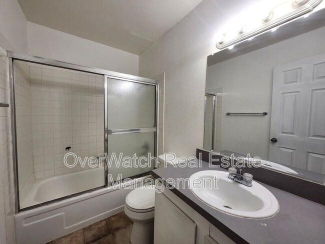 Photo - 177 Michael Ct