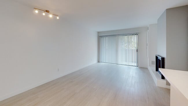 Photo - Club Marina Apartments