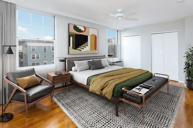 Building Photo - King sided bedroom with tons of closets available Unit KING SIDED ROOM