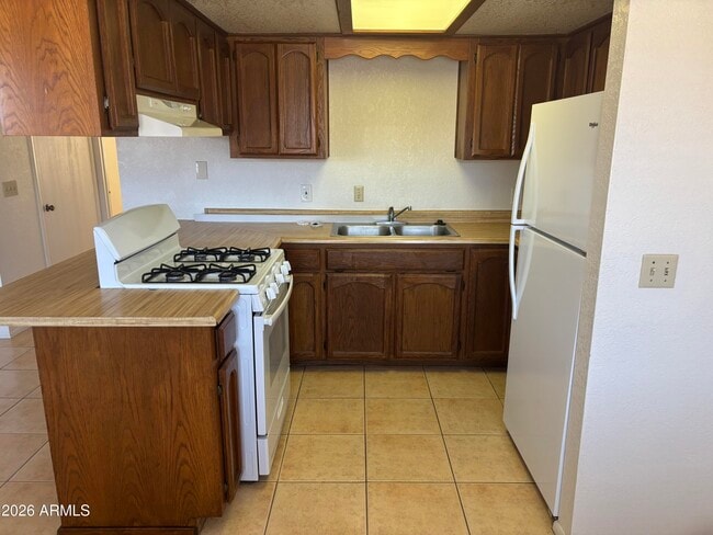 Photo - 1628 E Birch St Unidad 4