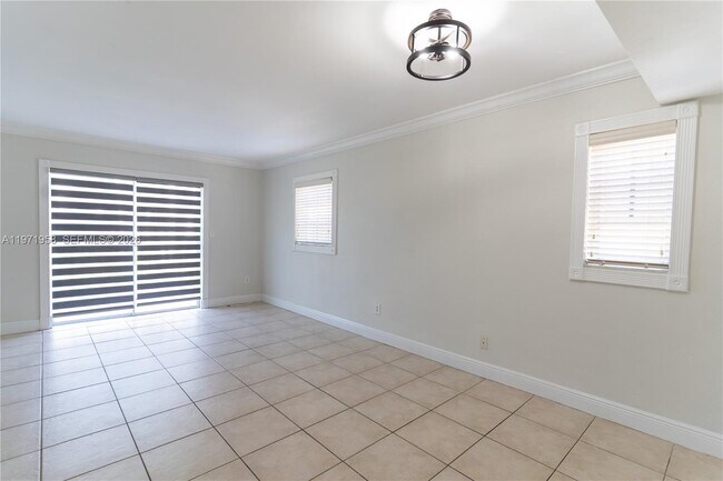 Photo - 8650 SW 109th Ave Unit 3-231