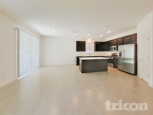 Photo - 33658 Sky Blossom Cir