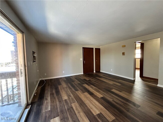 Photo - 98 View St Unidad 2