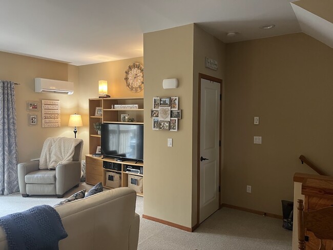 Photo - 237 Sage Brook Ln