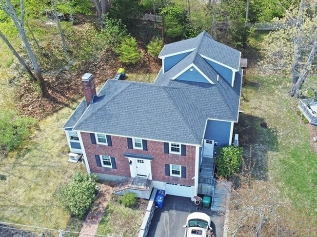 Photo - 99 Westchester Rd