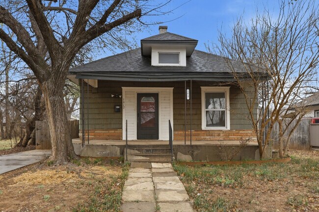 Photo - 1617 NW 7th St