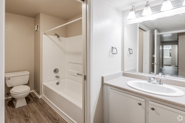1BR, 1BA