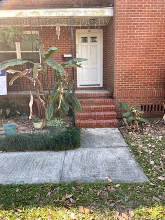 Building Photo - Great 2BR/1BA Condo Villa Rose