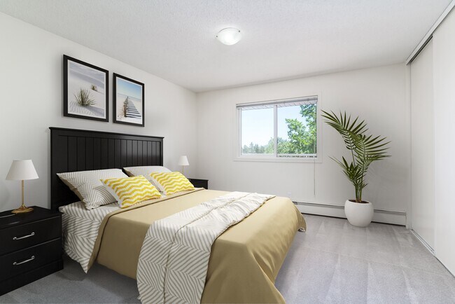 Photo - West Edmonton Court