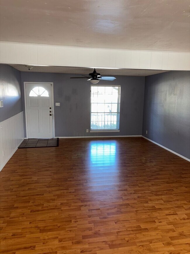 Photo - 3 Bedroom 2 Bathroom Georgetown Home