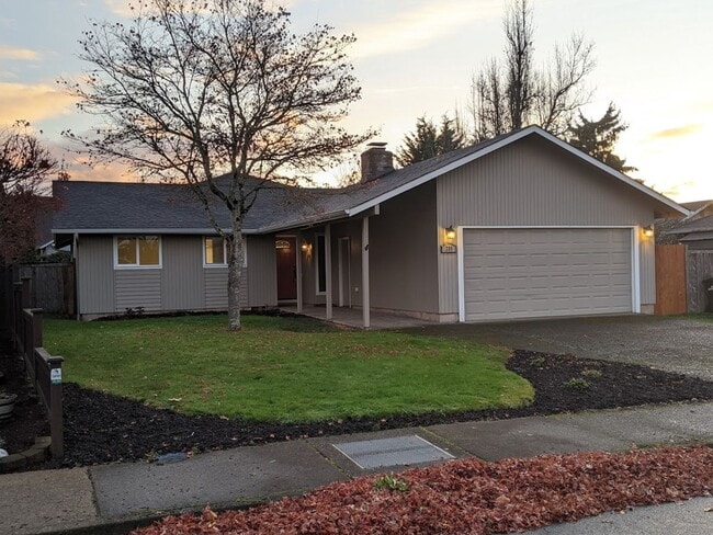 Photo - Updated 3bd/2bth Home with Solid Surface F...