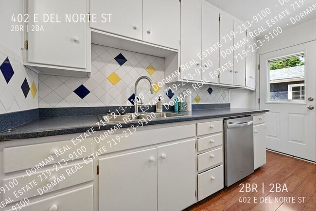 Photo - 402 E Del Norte St