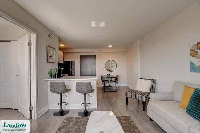 Photo - 305 Dr. M.L.K. Jr St S Unit 333.1403626