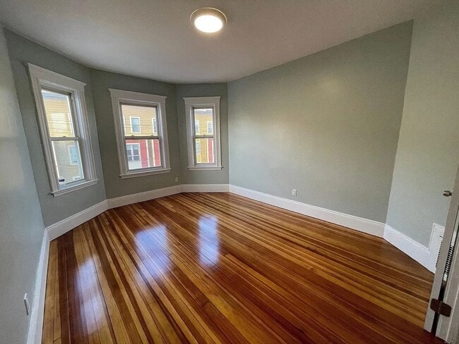 Photo - 8 Mallard Ave