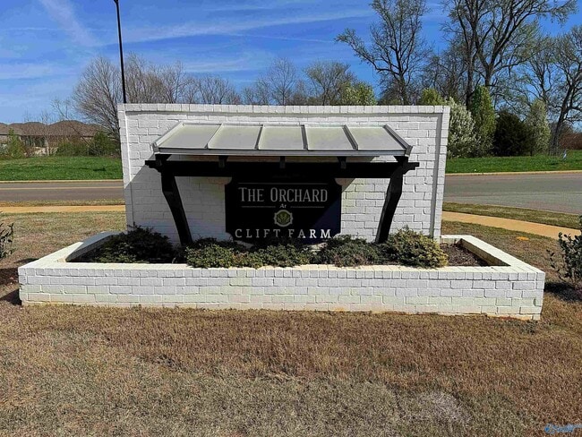 Photo - 401 Peach Orch Ln