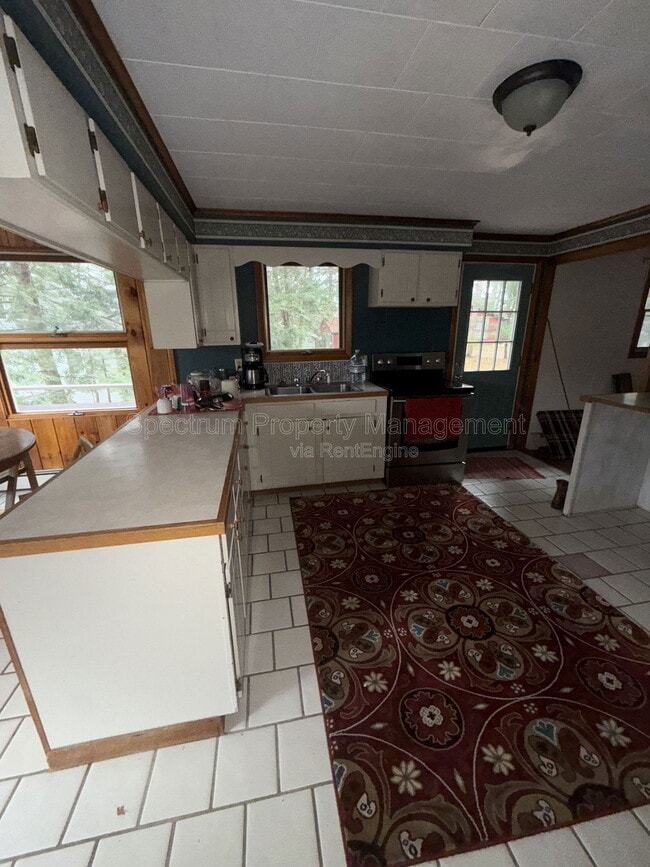 Photo - 108 Pinewoods Trail