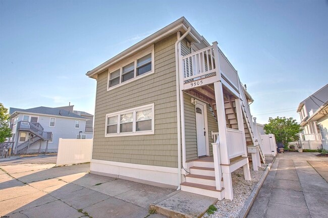 Building Photo - 9505 Atlantic Ave Unit 2 Rental