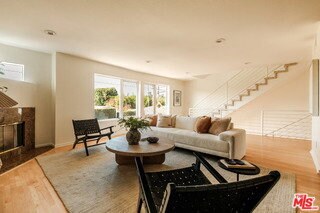 Photo - 691 Mildred Ave