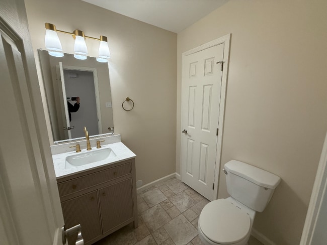 Photo - 7914 Gleason Dr NW Unidad 1070