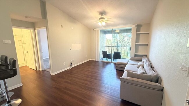 8849 Latrec Ave Unidad 4202