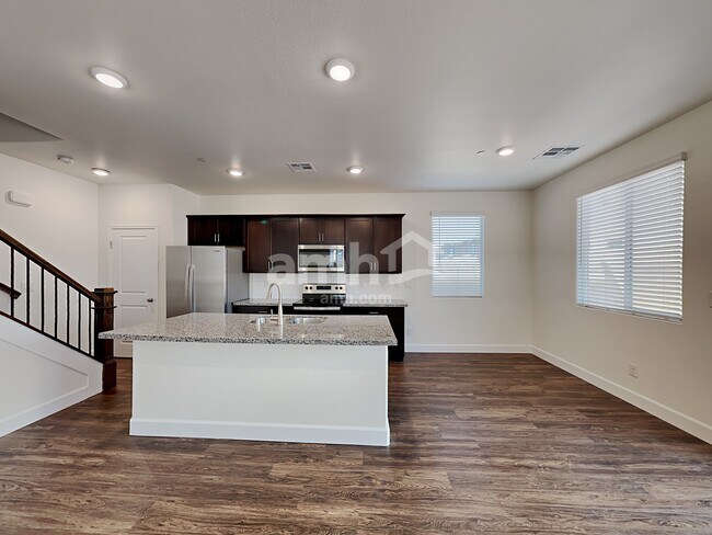 Photo - 308 Palazza Reserve Pl