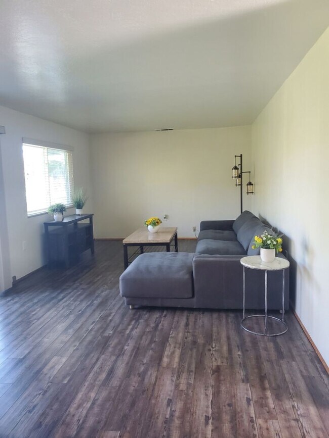 Photo - 162 Isle Royale Cir