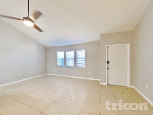 Photo - 23120 Donalda Ave