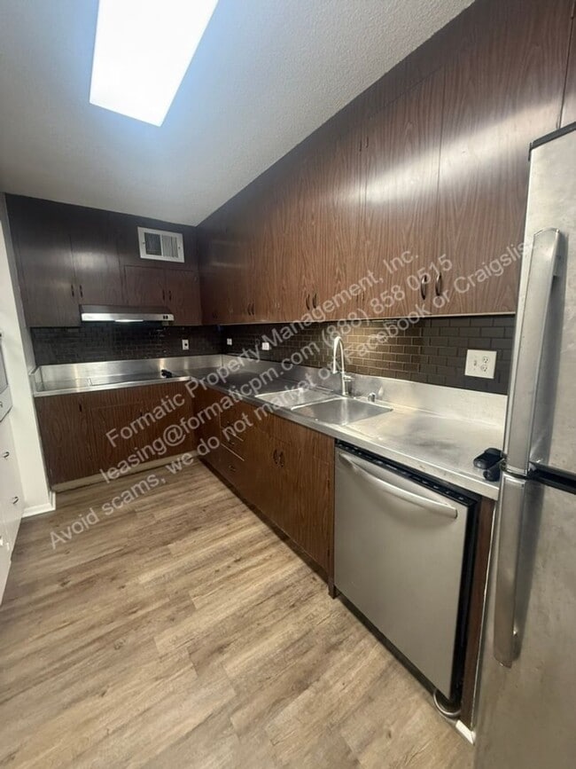 Photo - 1561 Kanunu St Unit 505