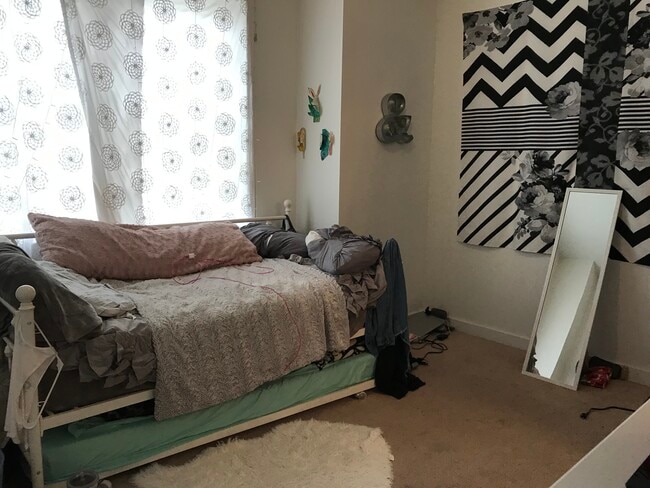 Photo - 2008 N 17th St Unit A