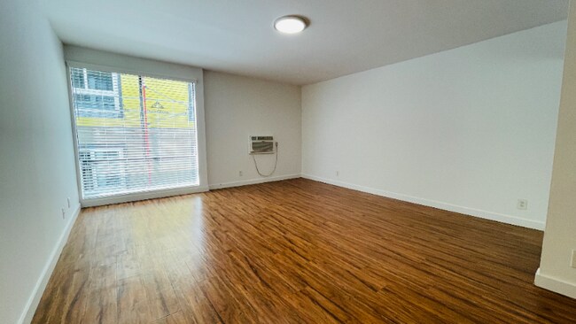 Photo - 7044 Hawthorn Ave Apartment Unit 205