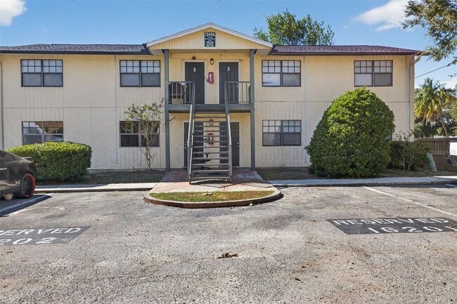 Building Photo - 12406 Orange Blossom Oak Pl Unit 201