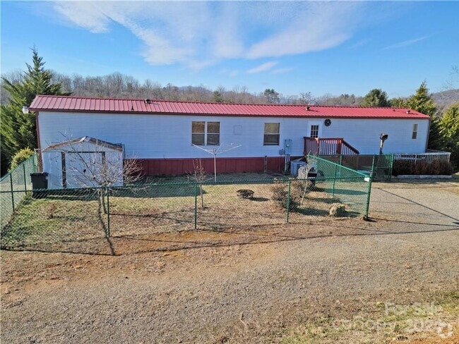 Building Photo - 135 Fowler Ln Rental