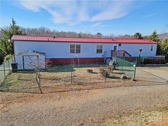 Building Photo - 135 Fowler Ln Rental