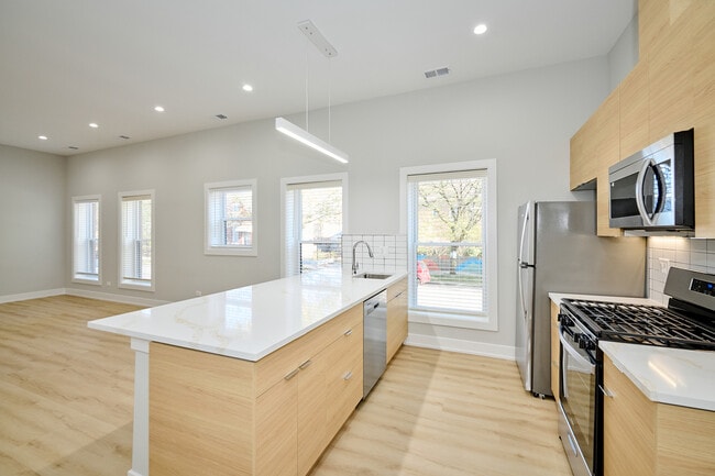 Photo - 2868 W 21st Pl