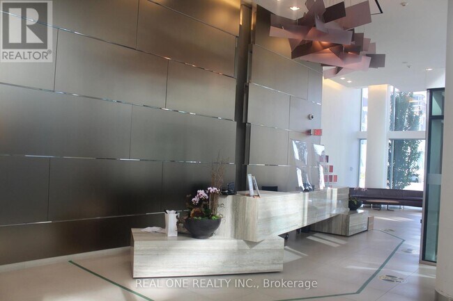 Photo - 39 Queens Quay E Unit 325