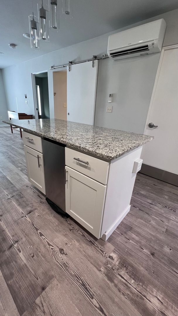 100 3rd St Unit 9 1+ apartment