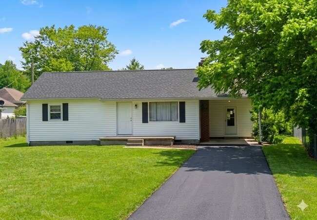 Building Photo - 110 Mossy Grove Rd