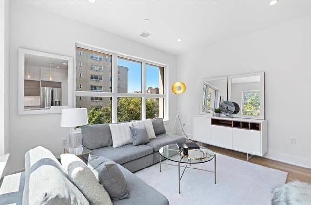 Building Photo - 6025 JFK Blvd E Unit 507