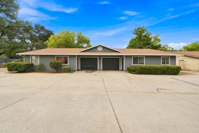 1145-1145 Le Brun Ln Unidad 1145- A