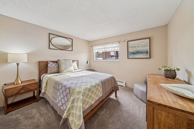 Photo - ReNew Cherry Creek