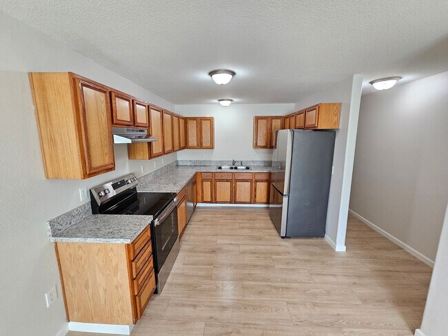 Photo - St. John's Townhome - 5 Bedroom, 2 bath Duplex Unit