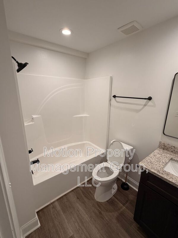 Photo - 200 Elm St