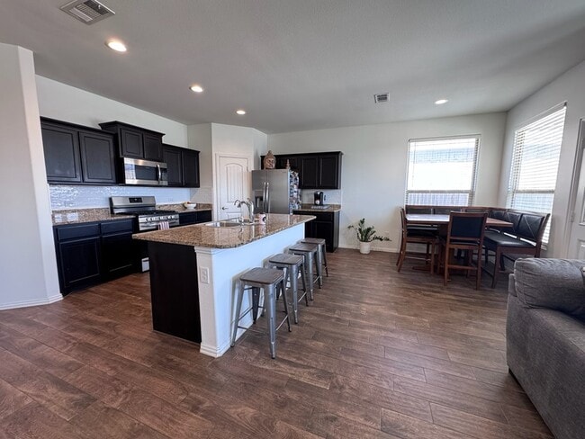 Photo - 1710 Wrigley Dr
