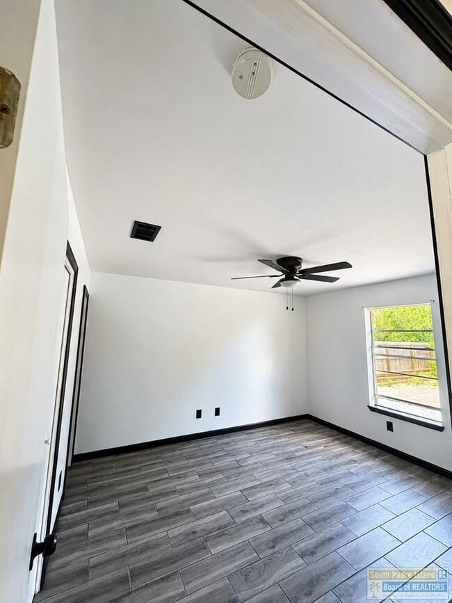 Photo - 1209 Mango Ct
