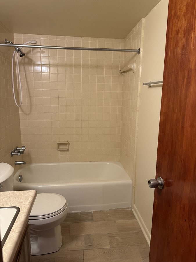 Photo - 940 Avenue F