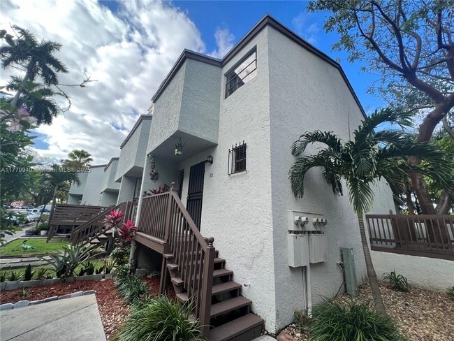 Photo - 1901 NW S River Dr Condo Unit 35c