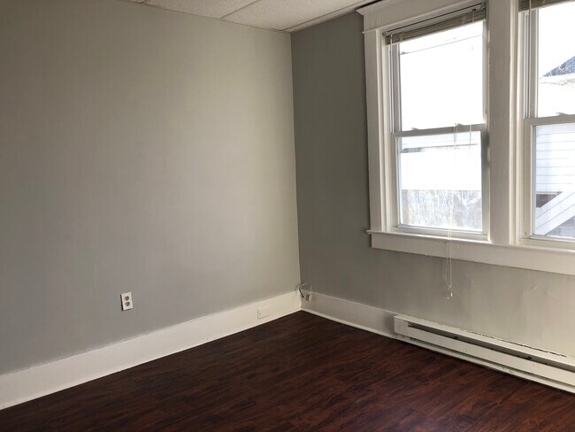 Photo - 675 Main St Unit Rear